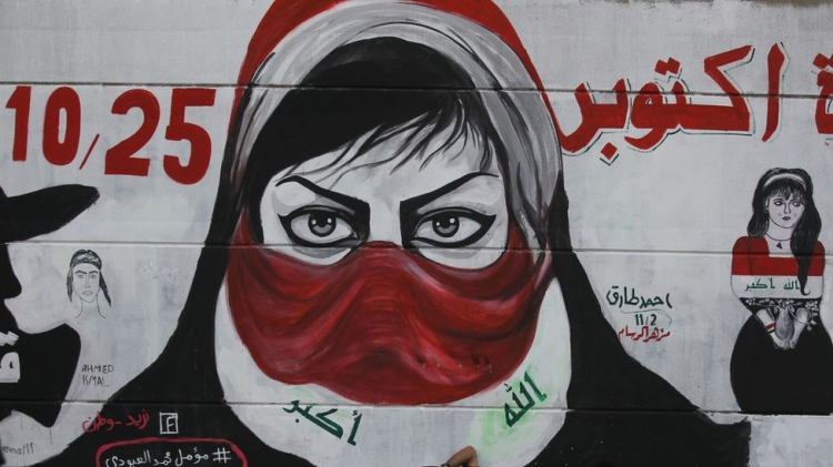 Irak Bağdat’ın protesto üssü olan Tahrir Meydanında Çoğunlukla kadınlar tarafından üretilen sanat eserleri



