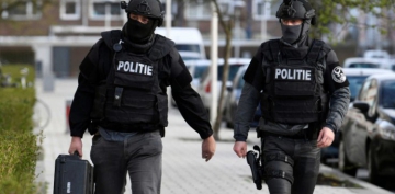 Hollanda'da dört Türk ölü bulundu
