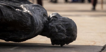ABD'de Kolomb'un heykeli yıkıldı