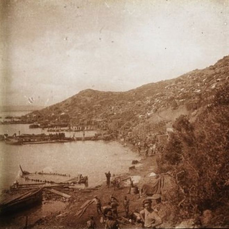 Anzak Koyu'nun güneyden görünüşü, Haziran 1915

