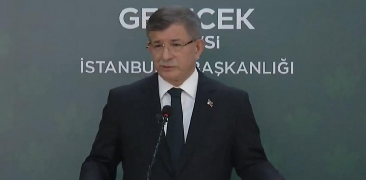 Davutoğlu: Rejim, Rusya ve İran desteği olmadan bu saldırıya yeltenemez