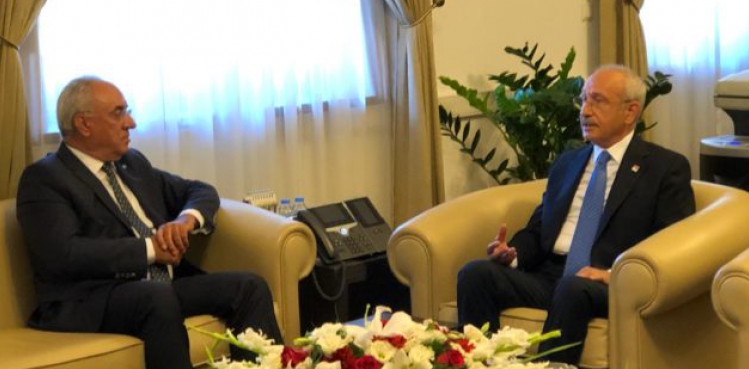 Aksakal'dan Kılıçdaroğlu'na seçim kanunu ziyareti