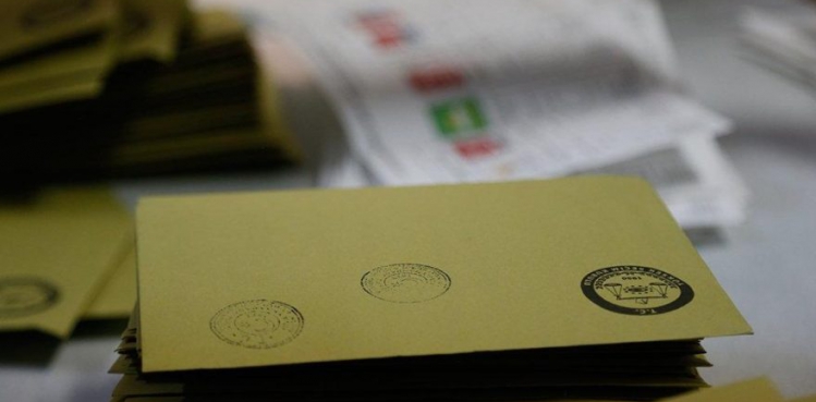 Metropoll anketi: Barajı iki parti geçiyor