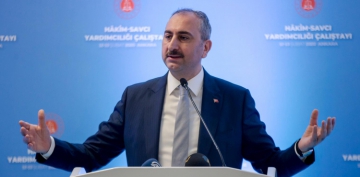Adalet Bakanı Gül'den Yunanistan açıklaması