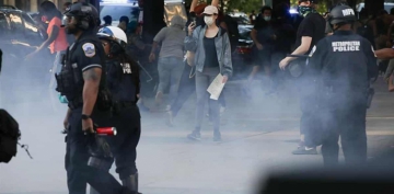 Trump eylemlere karşı binlerce ağır silahlı asker görevlendirdi