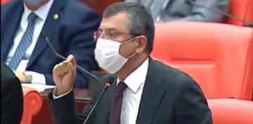 CHP'li Özgür Özel'e Meclis'te yumruklu saldırı