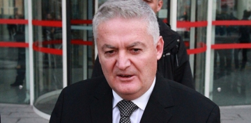 Ahmet Zeki Üçok'a hapis cezası