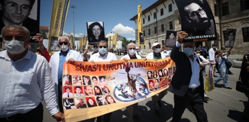 Sivas Katliamı’nın 27. yılında 33 aydın anıldı