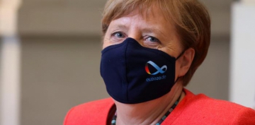 Merkel’den yaşlılara teşekkür 