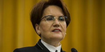 'Ayasofya ibadete açılsın, siyasete kapatılsın'
