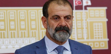 HDP'den bir istifa daha!