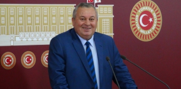 MHP’li Cemal Enginyurt partiden ihraç edildi