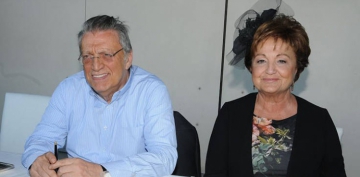 Berna Yılmaz: Mesut Yılmaz yoğun bakımda değil