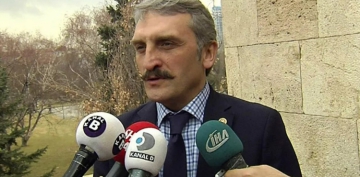 AK Partili Çamlı, 270 yıllık çeşmeye babasının adını yazdırdı