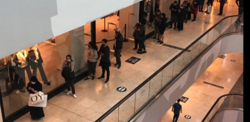 'Efsane Cuma' koronavirüs önlemlerini unutturdu