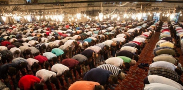 Türkiye'de bütün camilerde 'yağmur duası' edilecek