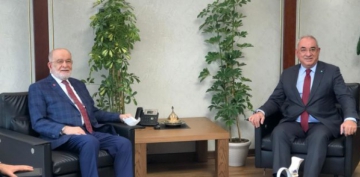 Aksakal, SP Genel Başkanı Temel Karamollaoğlu’nu ziyaret etti