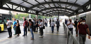 65 yaş üstü ile 20 yaş altına toplu taşıma yasağı kalktı
