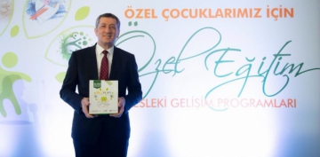 MEB, Ziya Selçuk'un istifa ettiği iddiasını yalanladı