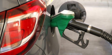 Benzine zam geldi