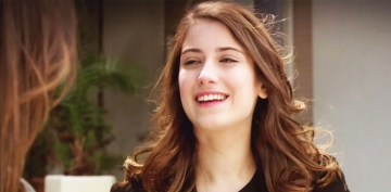 Hazal Kaya korona virüsüne yakalandı: Diziye ara verildi