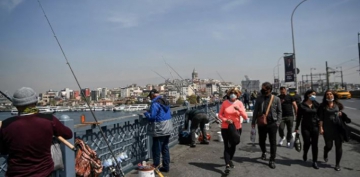 Türkiye'de bugün 13 bin 29 yeni vaka, 232 can kaybı yaşandı