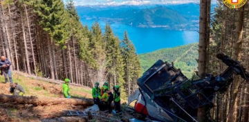 İtalya’da teleferik kazası: 12 ölü