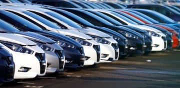 Otomobile en az yüzde 25 zam yolda