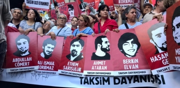 Gezi Parkı'na yürümek isteyen kitleye polis müdahale etti, gözaltılar var
