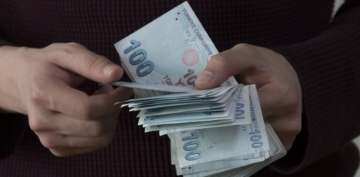 Üniversite harç ücretlerine yüzde 36 zam