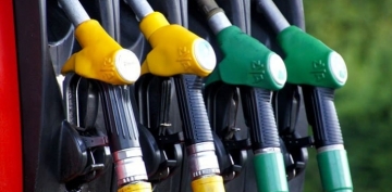 Benzine zam geliyor