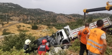 İbrahim Tatlıses trafik kazası geçirdi
