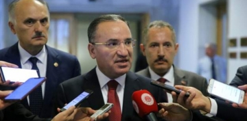 Bekir Bozdağ: Başörtüsüyle ilgili Anayasa çalışmamızı pazartesi arz edeceğiz