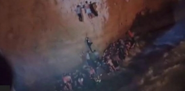 Ege Denizi'ndeki fırtınada batan iki teknede en az 20 göçmen öldü