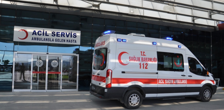 3 yaşındaki kızını vurdu!