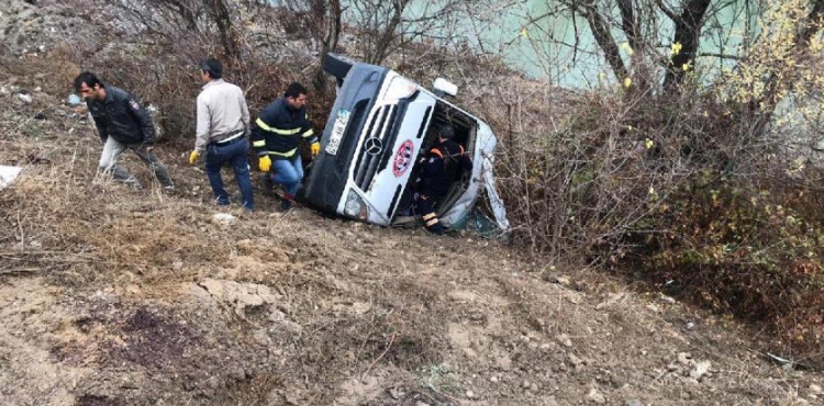 Hentbol Takımı kaza yaptı! 1 ölü, 15 yaralı