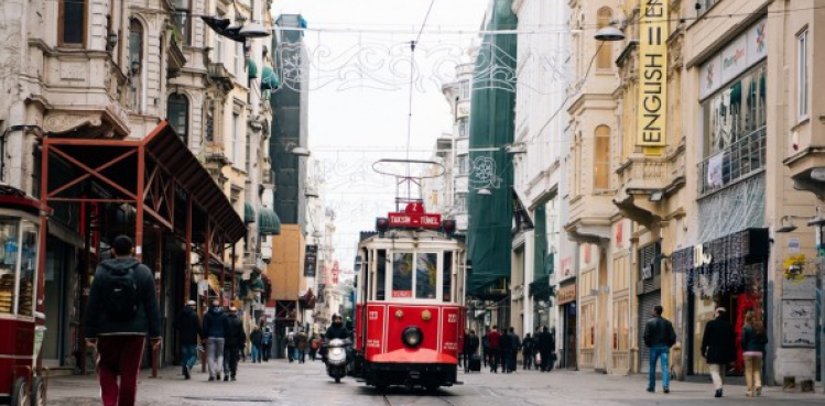 MetroPOLL'den aşı anketi: Yüzde 51.5 sıcak bakıyor