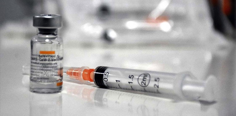 Bakan Koca: 80 yaş üzeri vatandaşlarımızın da aşılanmasına başlıyoruz