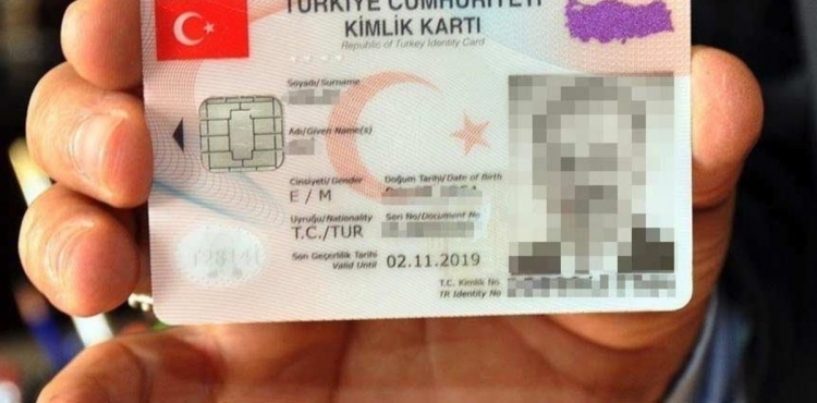 124 bin 32 kişi adını, 260 bin 157 kişi soyadını değiştirdi