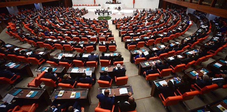 Kobani Eylemleri nedeniyle 9 HDP milletvekili hakkında fezleke düzenlendi
