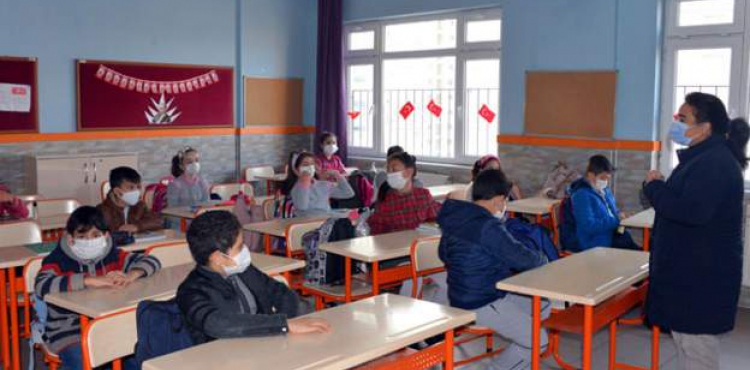 MEB yüz yüze eğitim ve sınavların detaylarını açıkladı