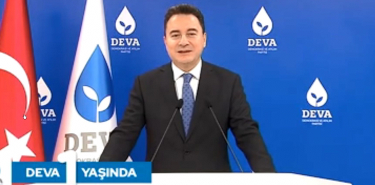 Babacan: Bir yıllık partiyiz hükümete yön veriyoruz