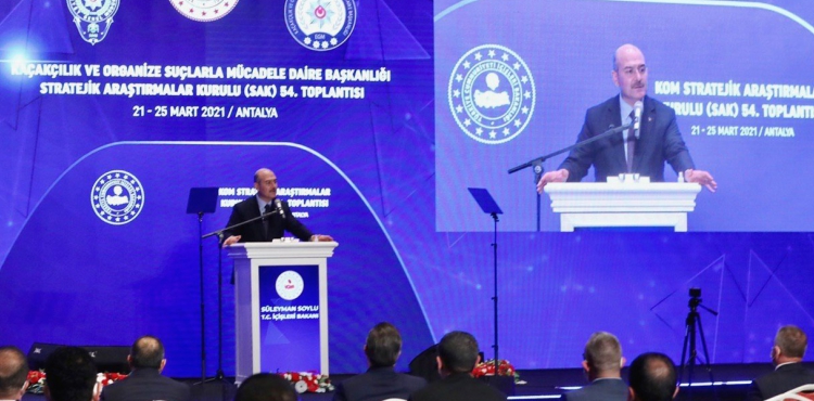 Soylu: Atatürk büstüne zarar veren kişi yakalandı