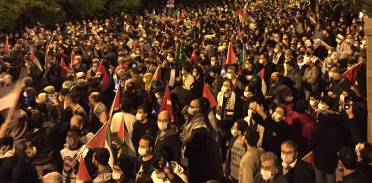 Türkiye'de tam kapanmaya rağmen 10 binlerce kişi İsrail'i protesto etti