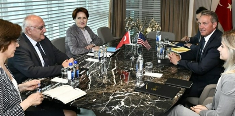 ABD Büyükelçisi Jeffrey Flake İYİ Parti ve HDP'yi ziyaret etti
